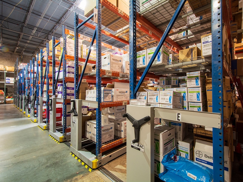 Movable Pallet Racking in warehouse